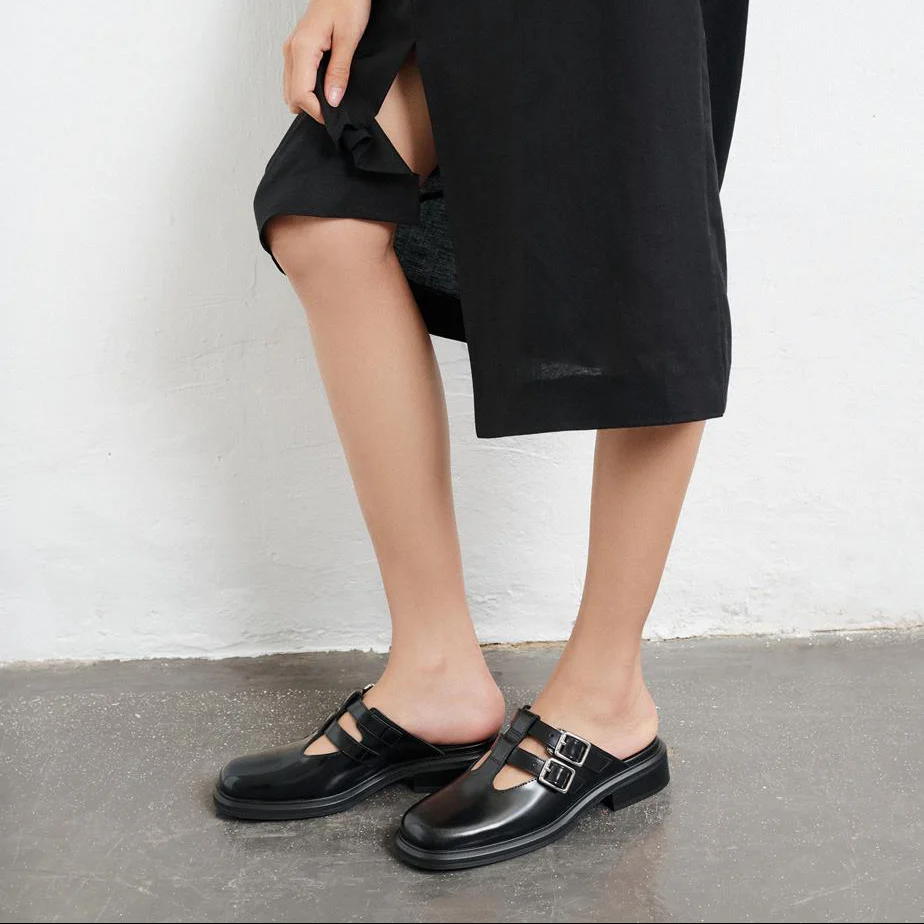 VAGABOND ELLIS CLOSED TOE BUCKLE SLIDE
