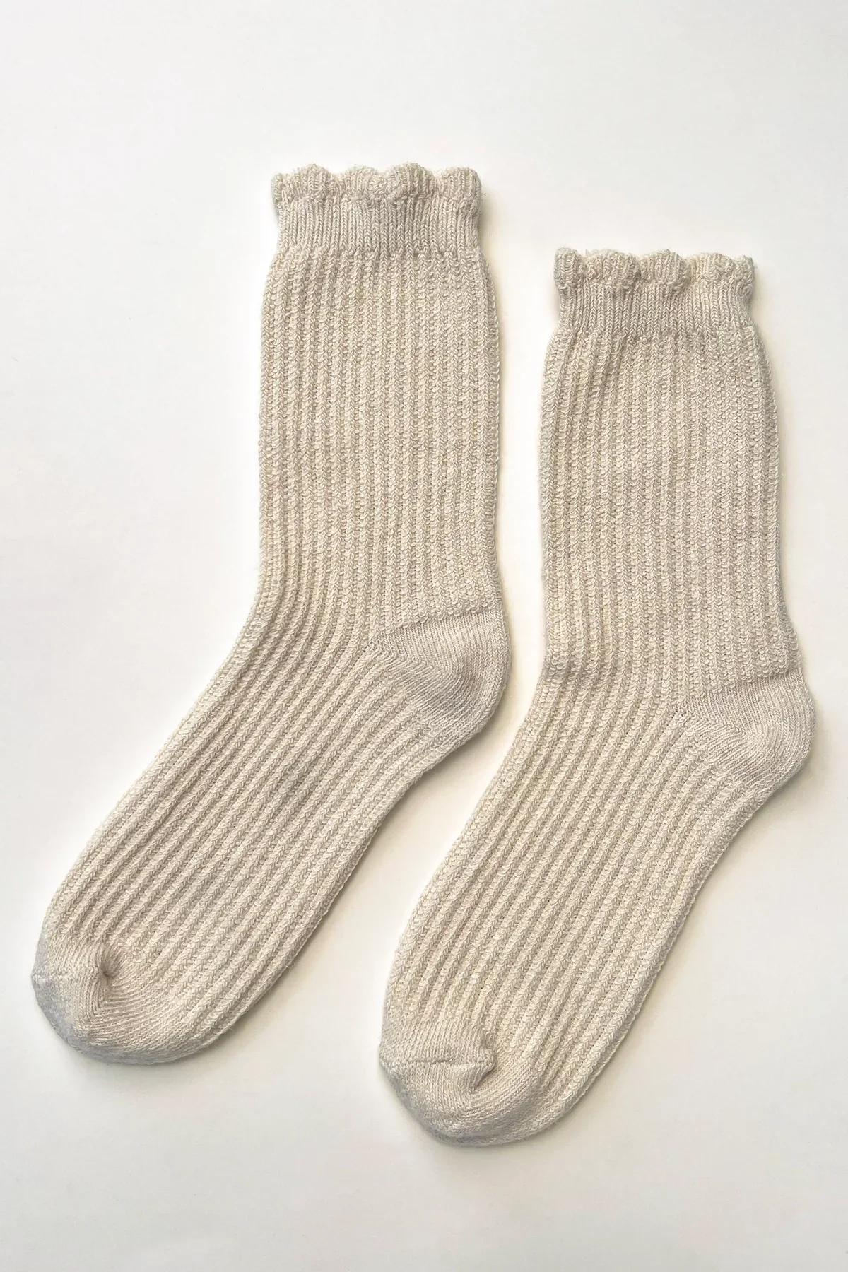 LE BON SHOPPE LINEN SCALLOP SOCKS NATURAL - Image 3