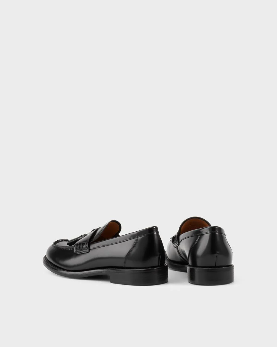 VAGABOND LINN TASSLE LOAFERS IN BLACK SHINE - Image 4