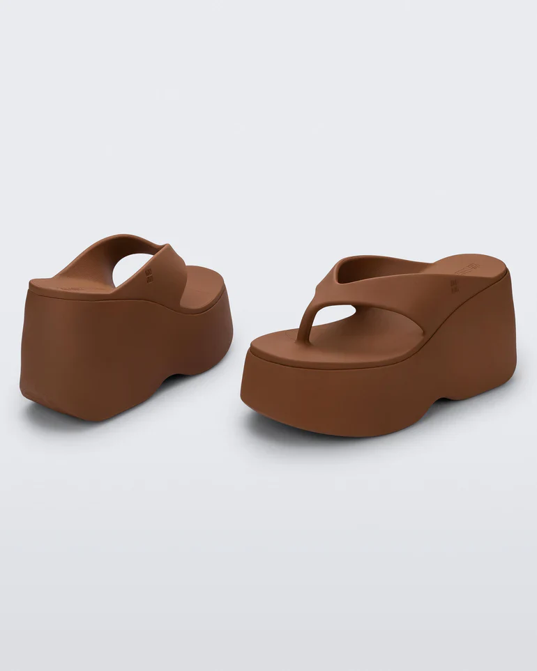MELISSA FREE THONG WEDGE - Image 18