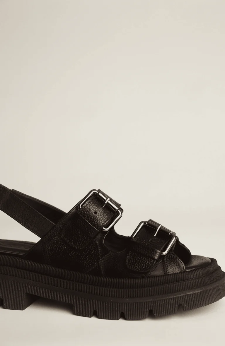 CANELLA SANDALIAS PATCH BLACK LEATHER SANDALS - Image 2