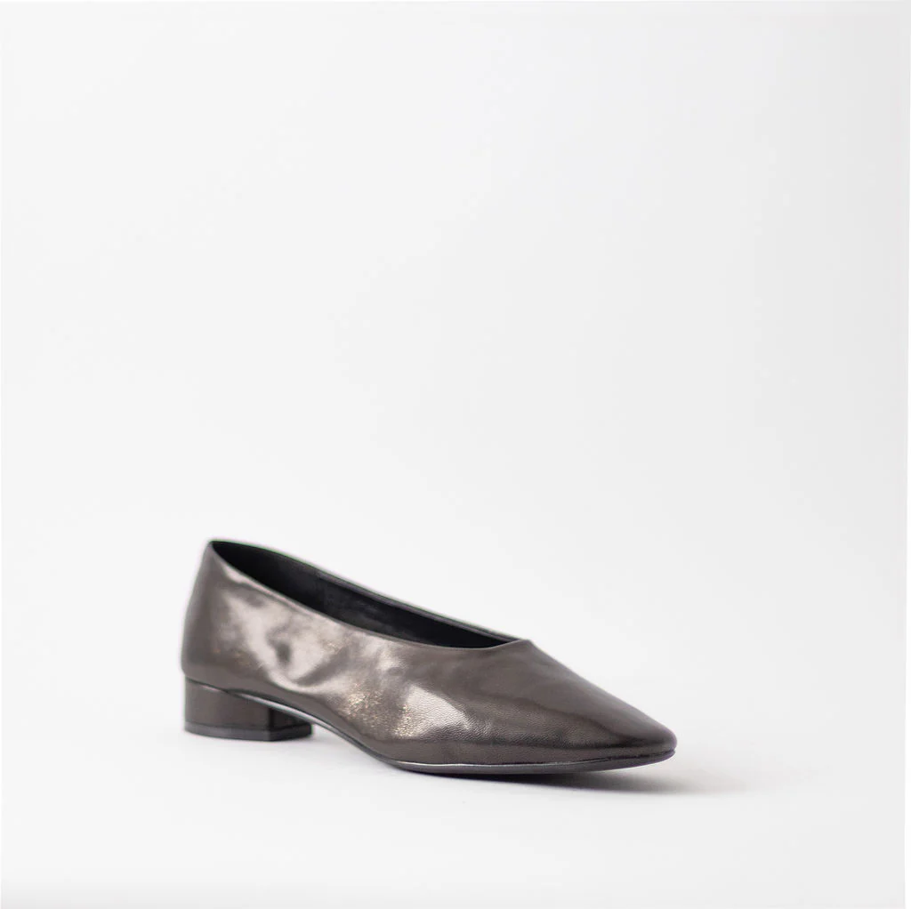 JEFFREY CAMPBELL TRUSTEE BALLET SOCK PUMP -BLACK - Image 8